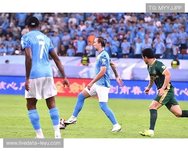 中超今日赛况：激情对决激烈进行，豪门队伍鏖战争夺积分！