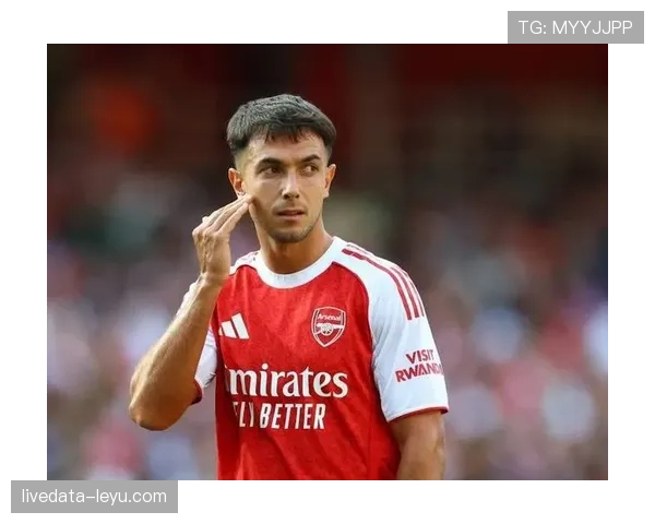 门迪左路防守失误成转折点,球队遭逆转表现低迷 门迪左路防守失误成转折点,球队遭逆转表现低迷