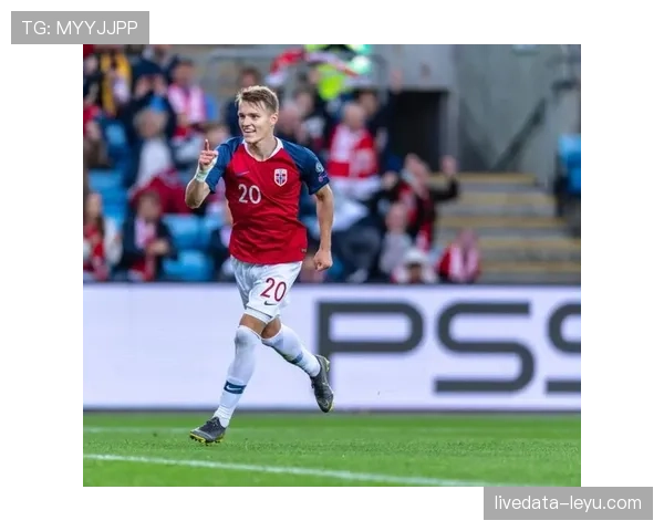 挪威新星强势崛起，青年才俊状态回暖引领未来足球新潮流