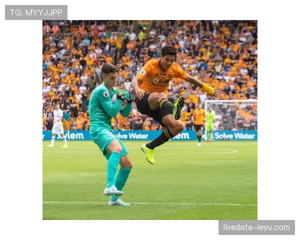 狼队锋线火力全开，强势进攻引爆全场